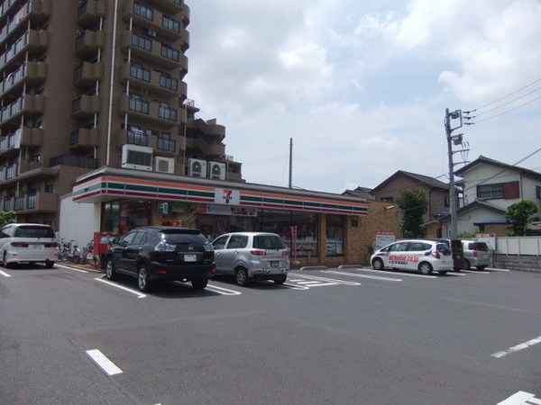 コンビニ　セブンイレブン大宮櫛引1丁目店（コンビニ）まで466m
