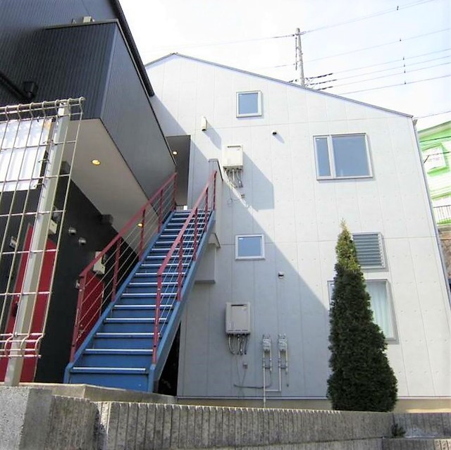 小田急線 読売ランド前駅 徒歩6分 築18年