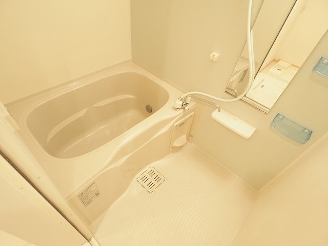 ベルムーンBの風呂写真