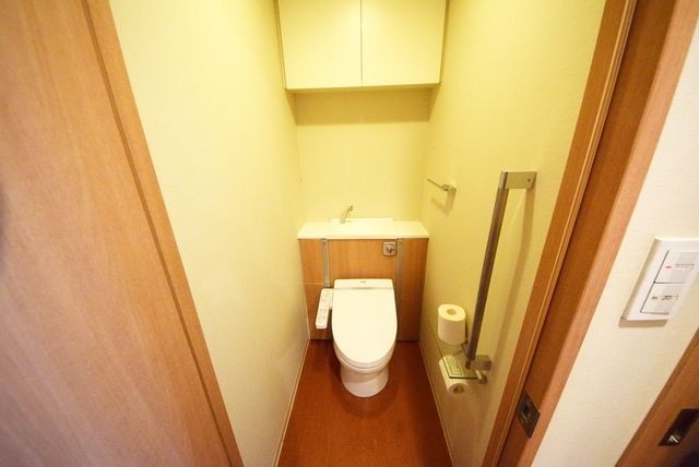 トイレ　別部屋参考写真