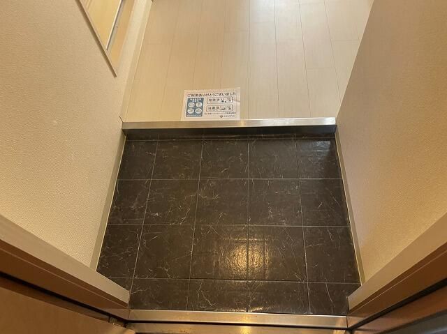 玄関　玄関※別室参考写真です。
