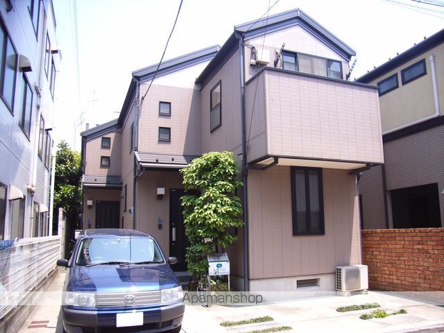 アネックス中央の外観写真