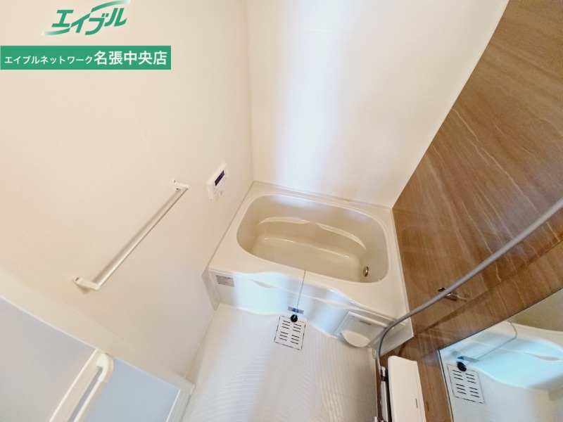 バス・シャワールーム　同型参考写真