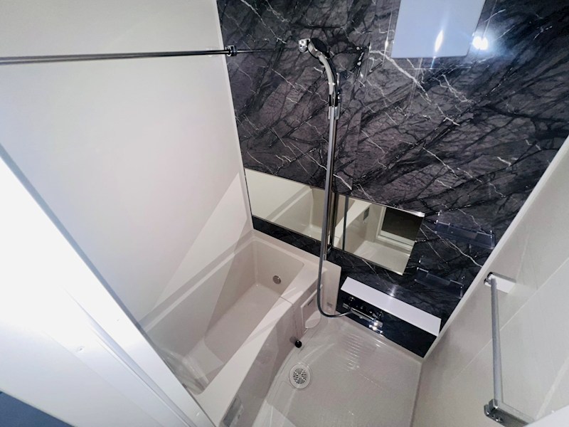 バス・シャワールーム　別部屋同型写真