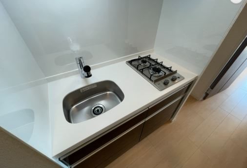 キッチン　別部屋同型写真