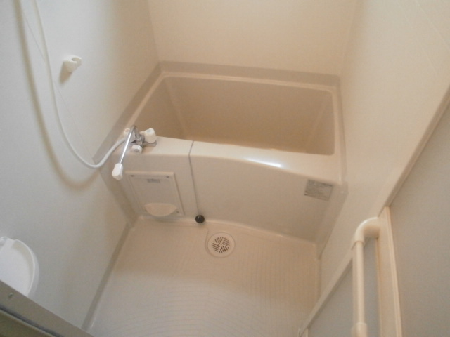 バス・シャワールーム　一日の疲れを癒してくれる浴室