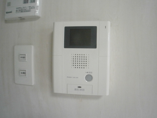 セキュリティ　来訪者が一目で分かる便利なＴＶモニターホン