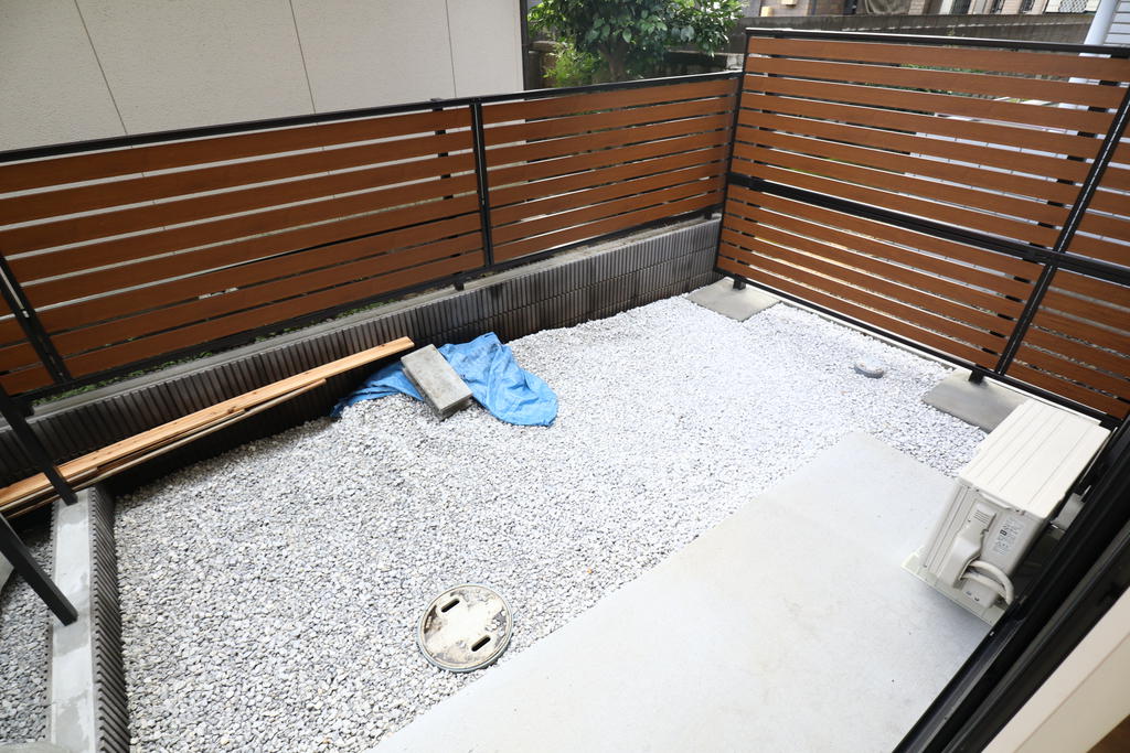 庭　１Fはプライベート空間が確保された専用庭です！