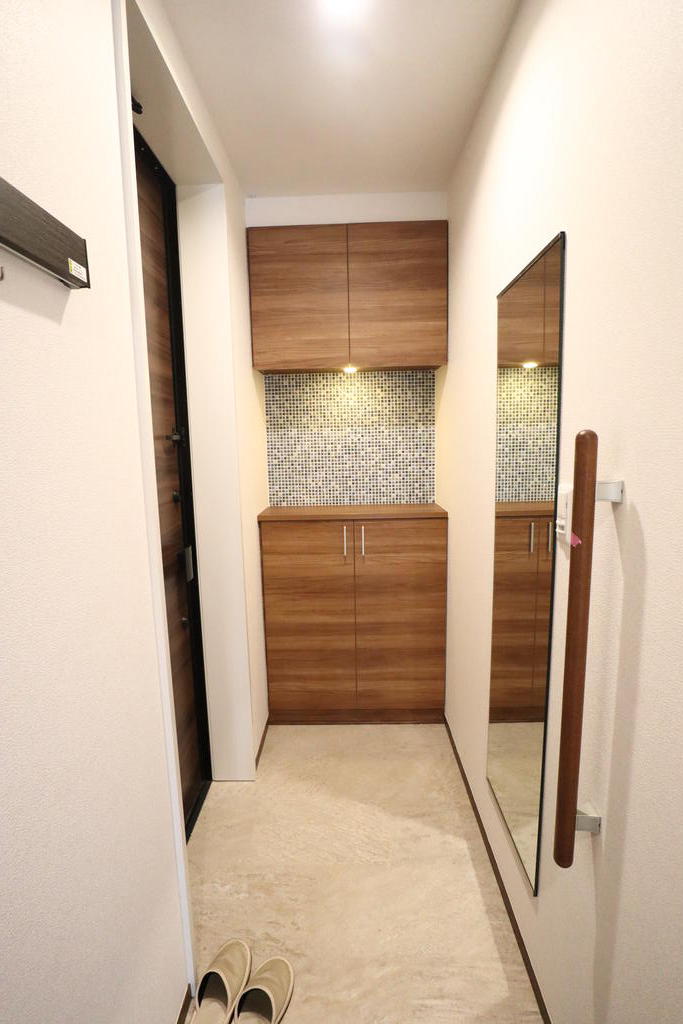 玄関　玄関もお洒落な仕様です！お友達を招きたくなります♪