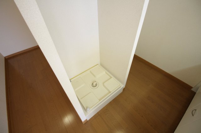 その他　便利な室内洗濯機置き場♪