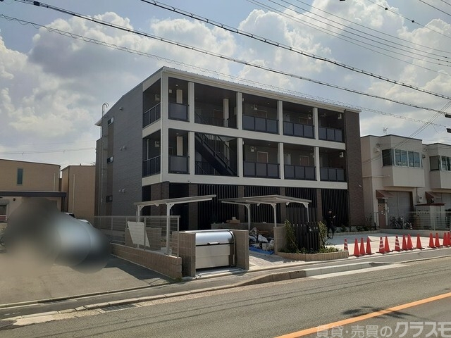 京楽　ＫＹＯＲＡＫＵの建物外観