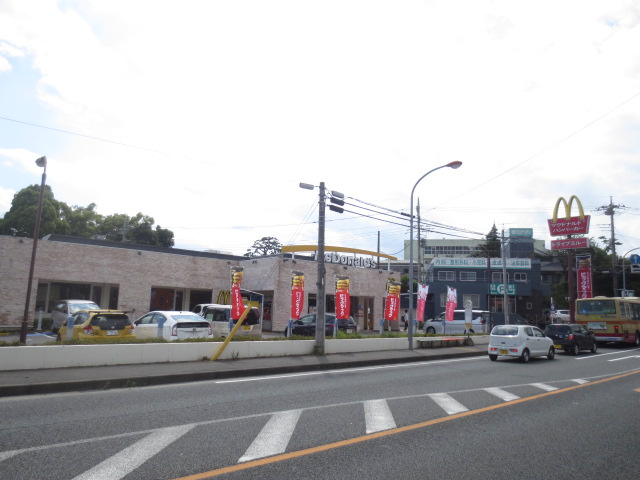 飲食店　マクドナルド 妻田店（飲食店）まで246m