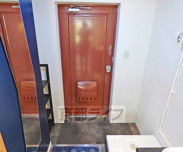 玄関　ゆとりある玄関です。