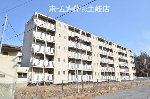 ビレッジハウス笠原1号棟の建物外観