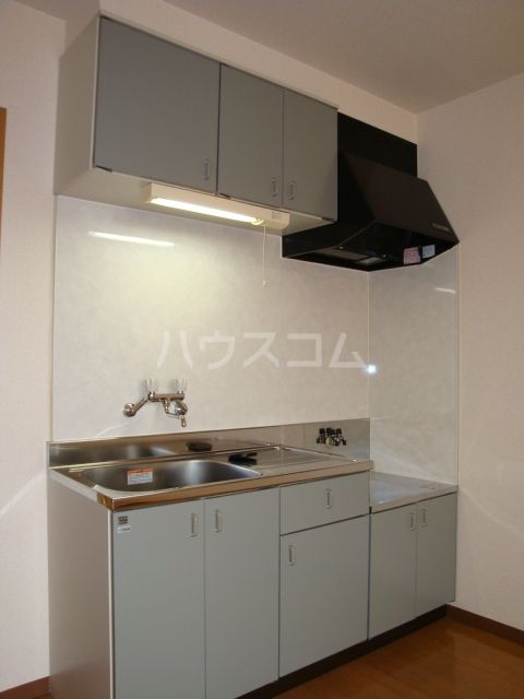 【名古屋市中川区広川町のマンションのキッチン】