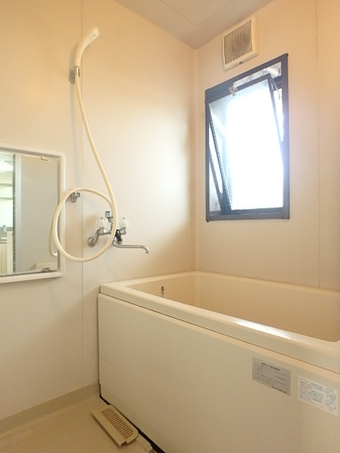 バス・シャワールーム　図面と現状に相違がある場合には現状を優先