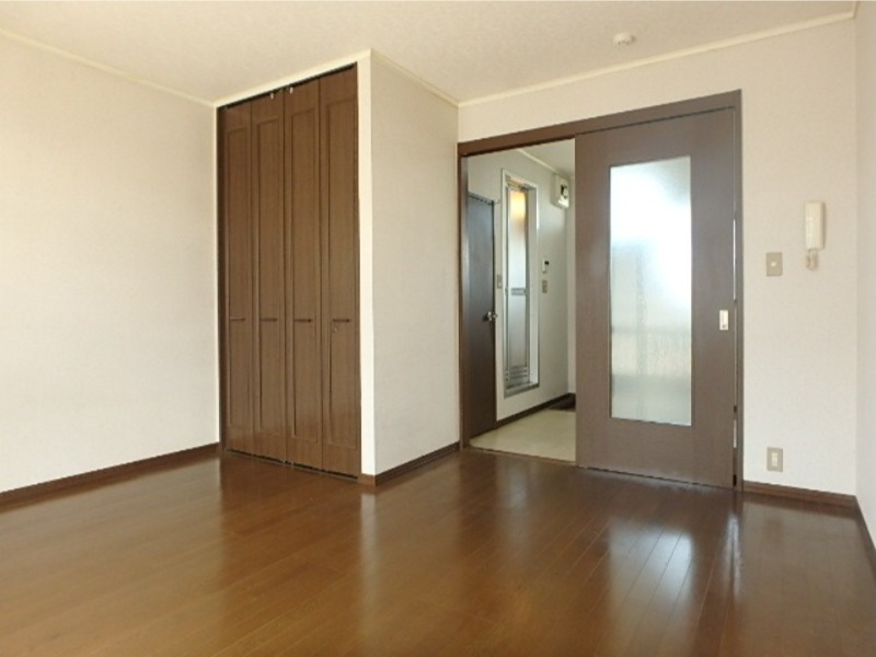 居室・リビング　図面と現状に相違がある場合には現状を優先