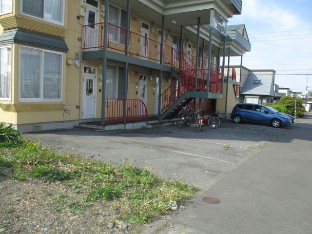 駐車場　駐車場