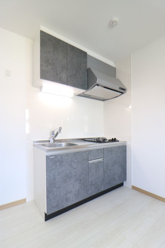 キッチン　※類似物件参考画像