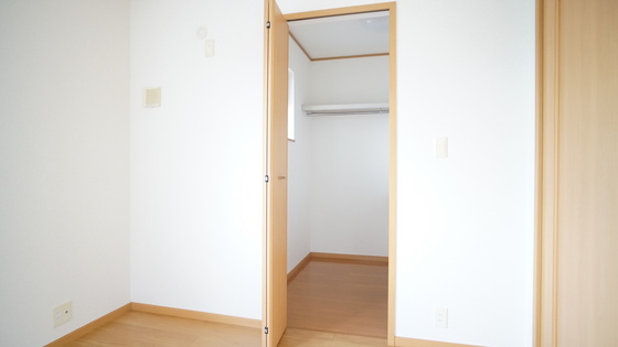 収納　ウォークインクローゼット