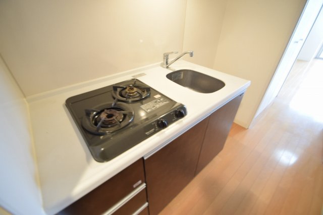キッチン　２口ガスコンロのシステムキッチン