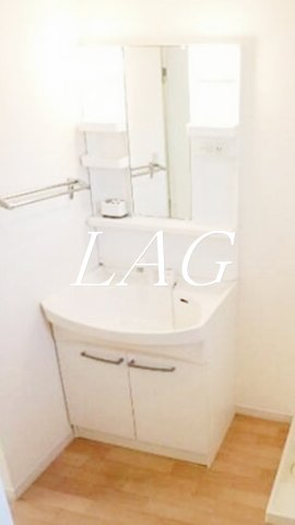 洗面設備　独立洗面台です。