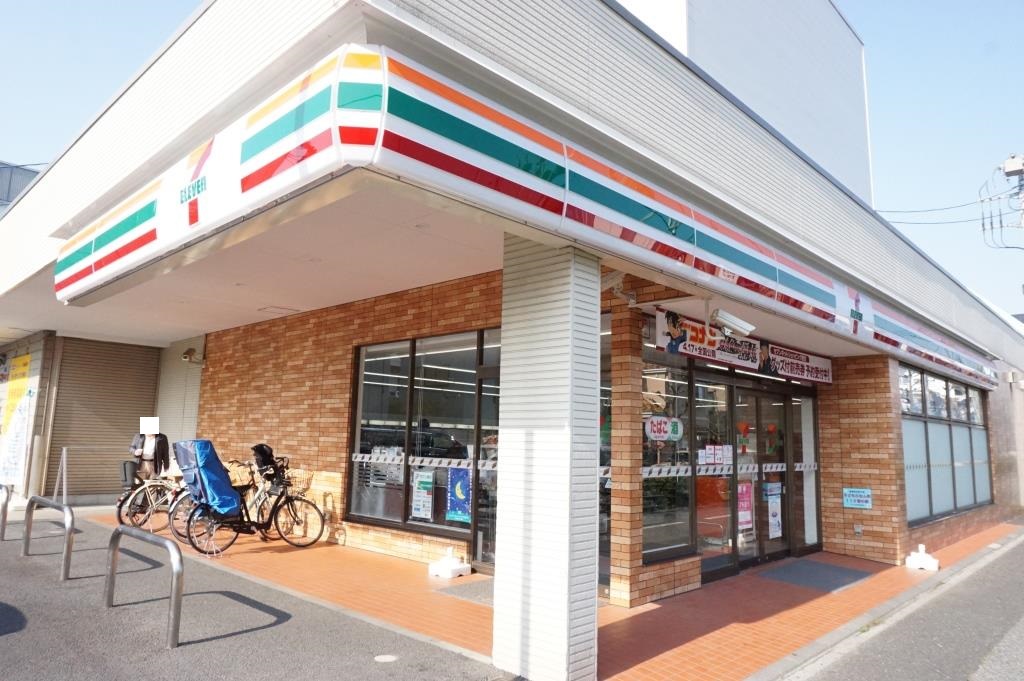コンビニ　セブンイレブン さいたま田島1丁目店（コンビニ）まで341m