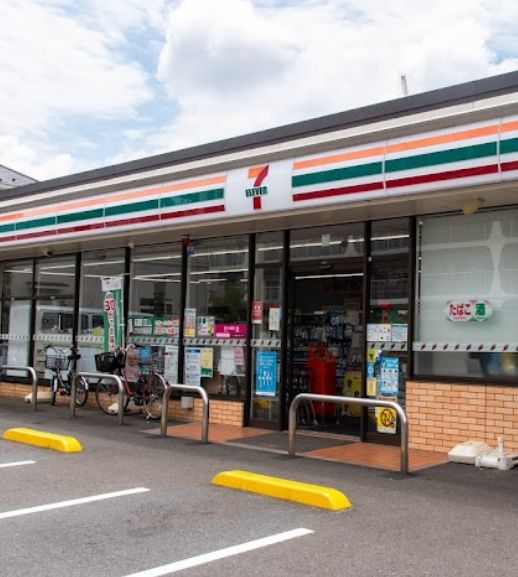 コンビニ　セブンイレブン 世田谷北烏山8丁目店（コンビニ）まで203m