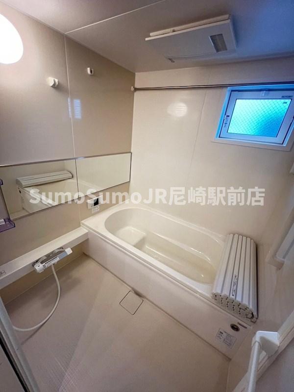 バス・シャワールーム　日々の疲れを癒すお風呂付です