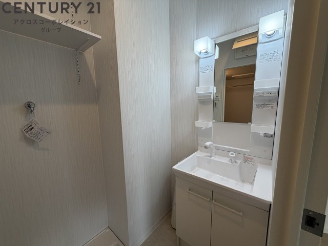 洗面設備　脱衣スペースもあります