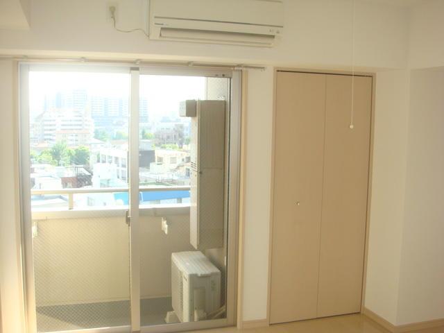 居室・リビング　?