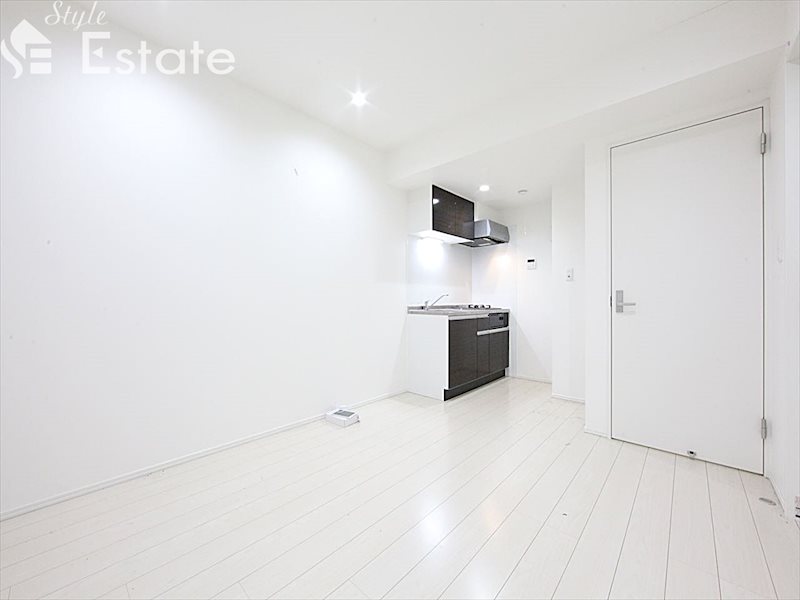 居室・リビング　内装