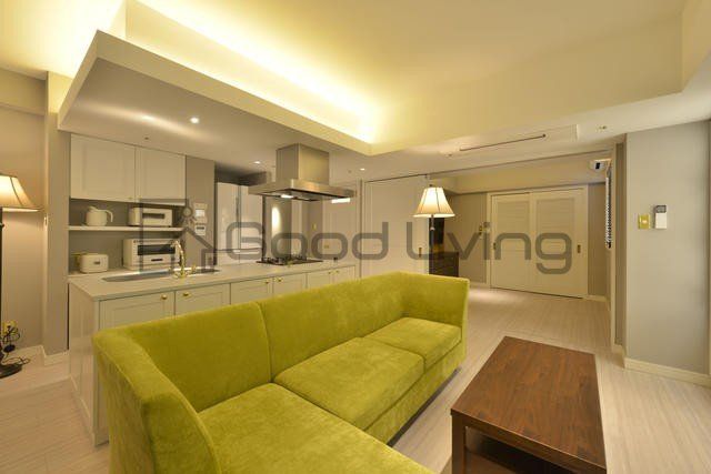 居室・リビング　ここで楽しい食事の時間