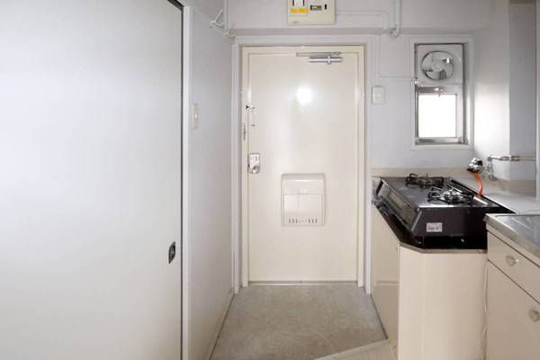 玄関　ビレッジハウスの同一物件・同一タイプの間取りの写真です