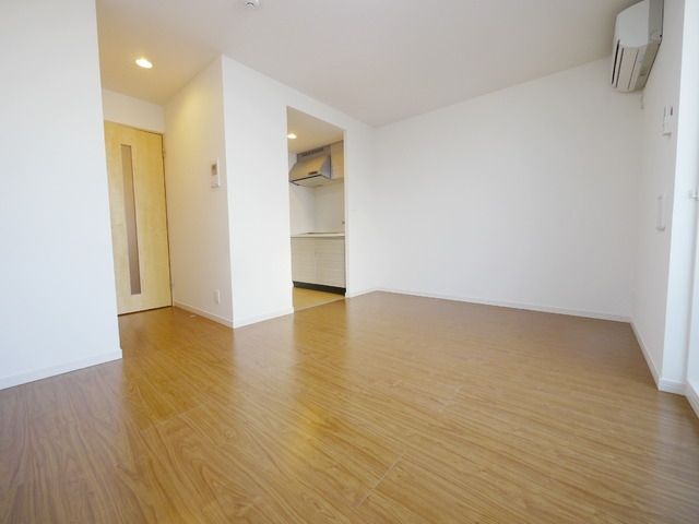 居室・リビング　★キレイな居室★