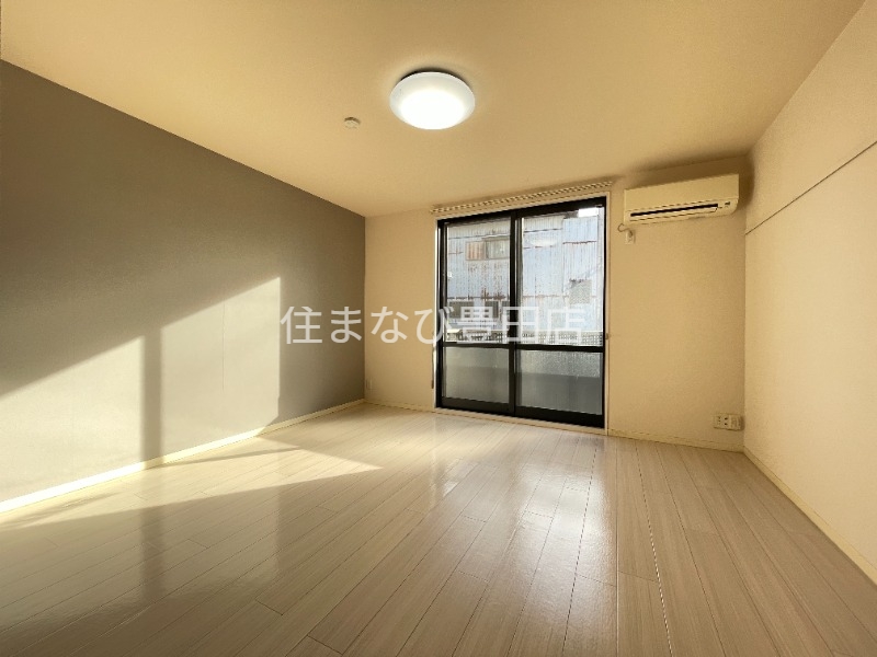 居室・リビング　同型別部屋写真