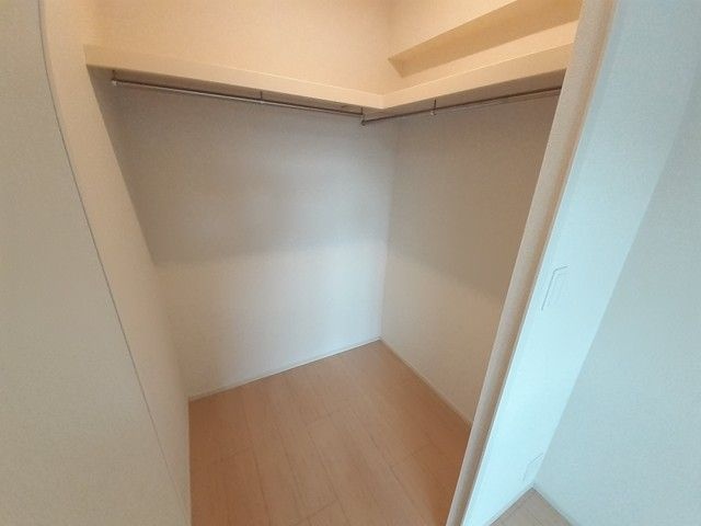 収納　ウォークインクローゼット