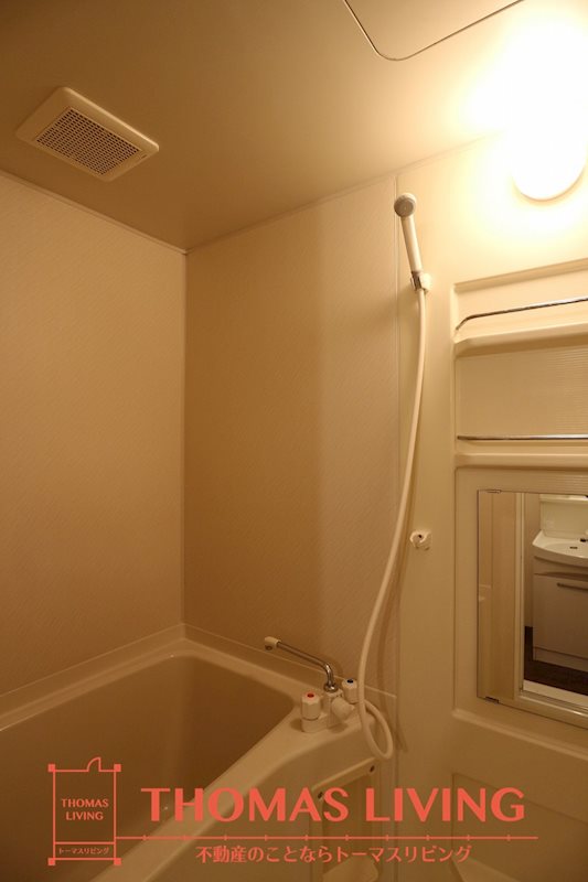 バス・シャワールーム　実際の写真を準備中の為、同じ建物の別室写真です。参考下さい。