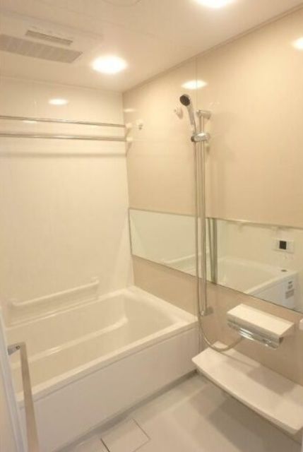 バス・シャワールーム　浴室