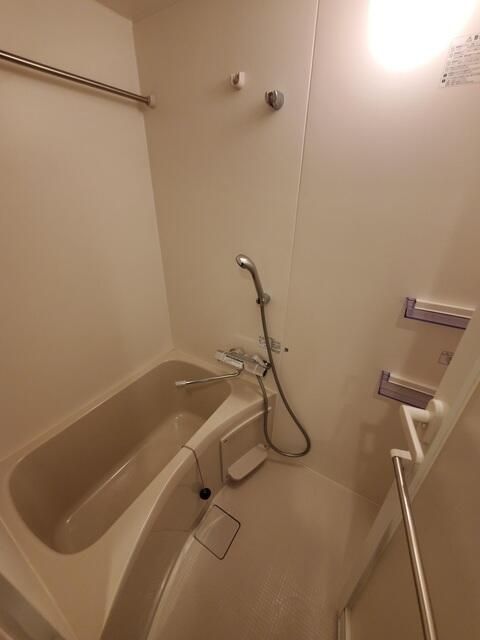 バス・シャワールーム　☆ゆったりくつろげるお風呂☆