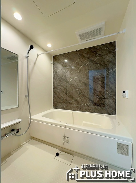 バス・シャワールーム　類似写真