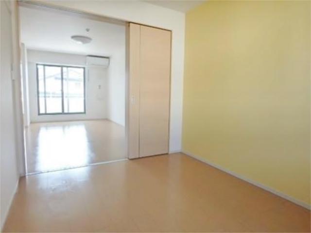 その他部屋・スペース　明るいリビング