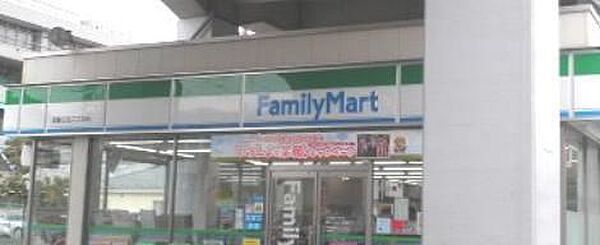 コンビニ　ファミリーマート葛飾立石六丁目店（コンビニ）まで1035m