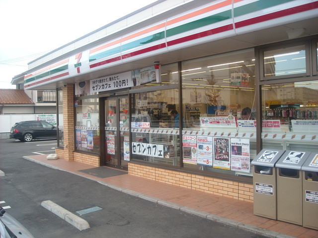 コンビニ　セブンイレブン東大和上北台店（コンビニ）まで521m