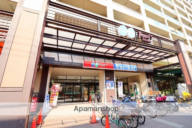 スーパー　コープこうべ　尼崎近松店（スーパー）まで85m