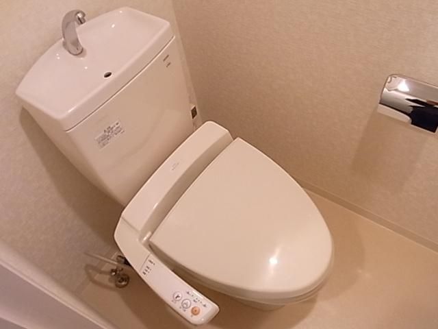 トイレ　ウォシュレット