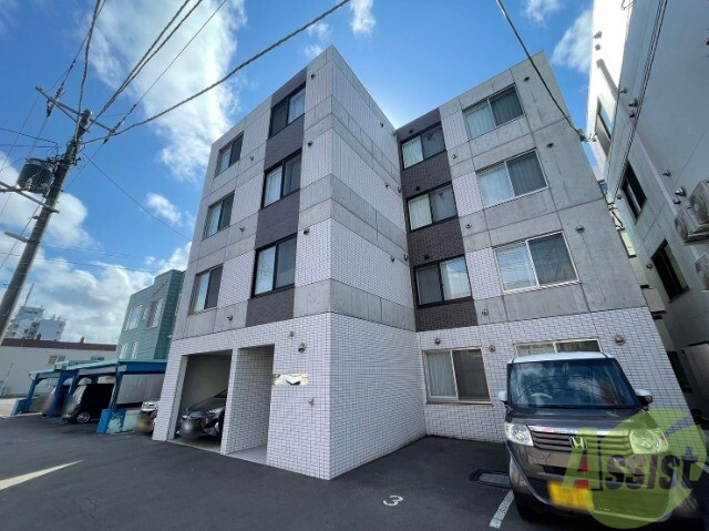 建物外観　札幌市東区北三十三条東「Ｌａｃｏｒｔｅ」