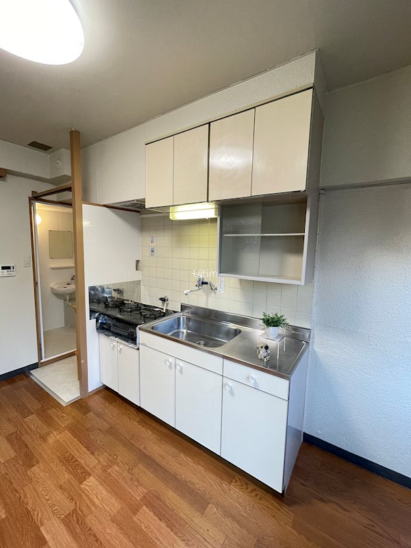 キッチン　※別のお部屋のお写真です