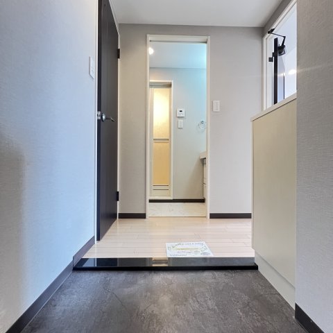 玄関　同仕様タイプです