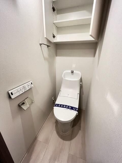 トイレ　落ち着いたトイレです